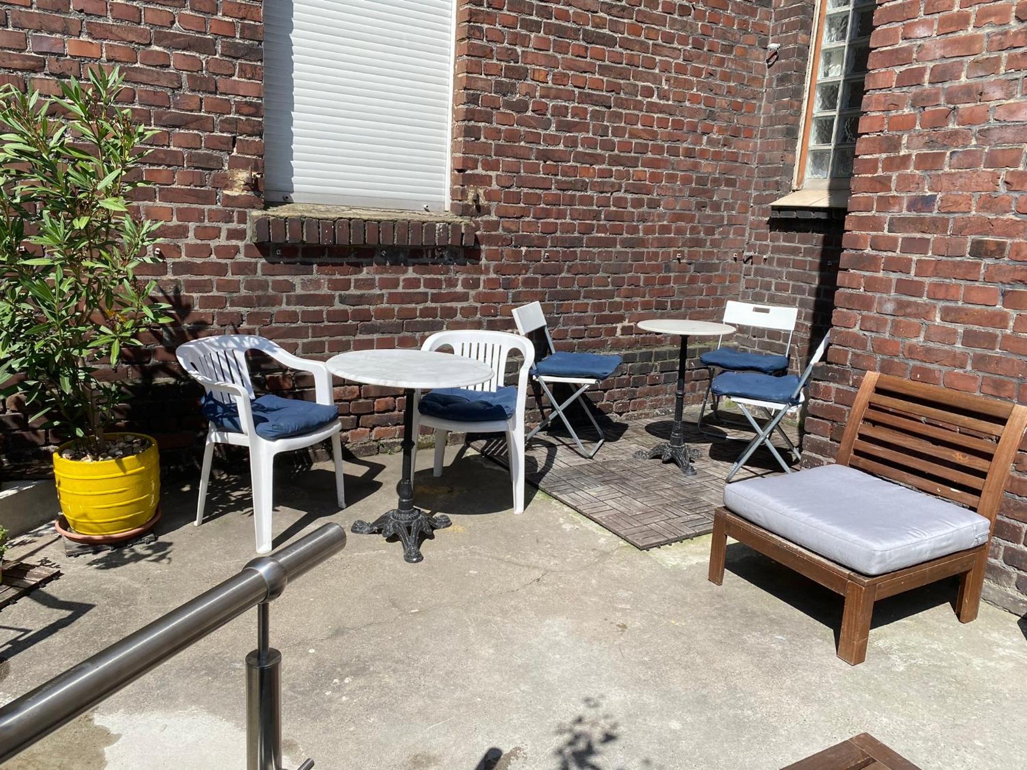 2 Rooms, Free Parking, 25 Min To Duesseldorf, 150 Mbps Wlan Duisburg Dış mekan fotoğraf